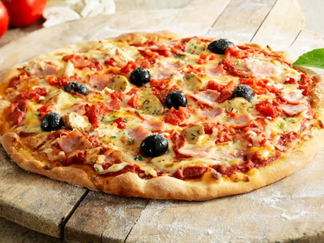 Best Chicken Ham Pizza in Negombo