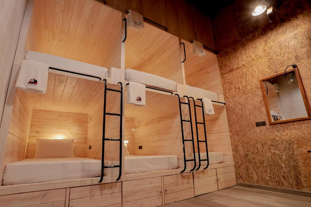 TukTuk Hostel Negombo